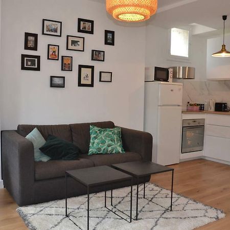 Appartement type loft Paris Extérieur photo