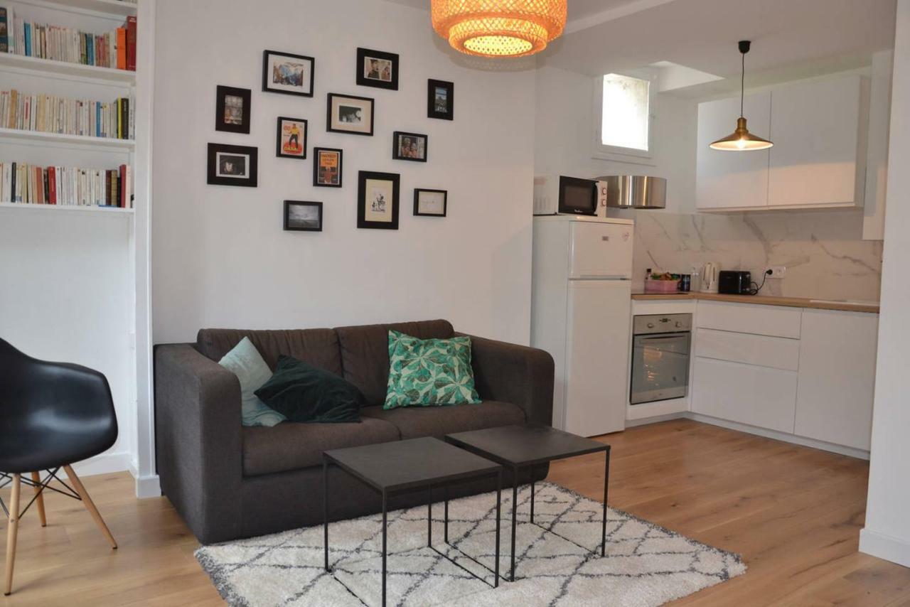 Appartement type loft Paris Extérieur photo